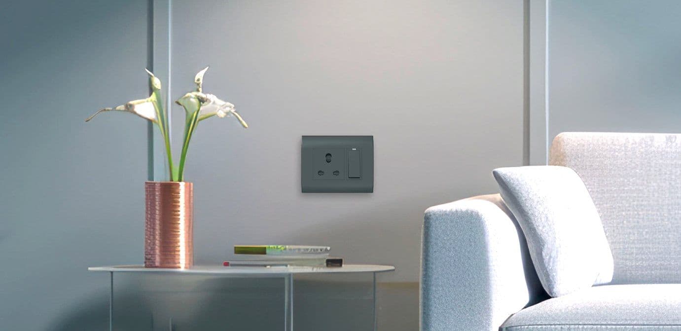 Modular vs Traditional Switch Boards: Which One Is Better for Modern Homes?